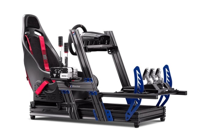 Next Level Racing F-GT ELITE iRacing Edition, závodní kokpit pro F1/GT/Hybrid