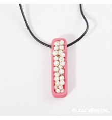 Živé šperky - Náhrdelník Jardiniere růžový s trvalými bílými květy